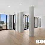 Rent 3 bedroom apartment in City