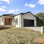 Rent 4 bedroom house in Jerrabomberra