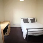 Rent 3 bedroom apartment in Yorkshire And The Humber