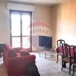 Rent 3 bedroom apartment of 100 m² in 8
 
 Seriate