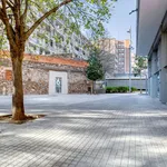 Rent 3 bedroom apartment of 84 m² in Barcelona