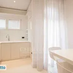 Rent 2 bedroom apartment of 75 m² in Milan