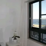 Rent 1 bedroom apartment of 75 m² in Paço de Arcos