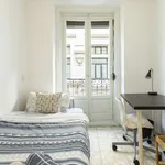 Rent a room of 80 m² in madrid