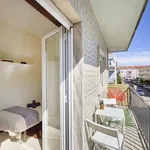 Rent a room in lisbon