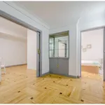 Rent a room of 200 m² in madrid