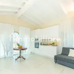 Rent 3 bedroom house of 90 m² in Lucca