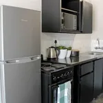 Rent 1 bedroom apartment in Johannesburg