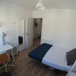 Rent 5 bedroom apartment in Barcelona