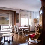 Rent a room of 120 m² in barcelona