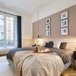 Appartement de 100 m² avec 4 chambre(s) en location à Paris