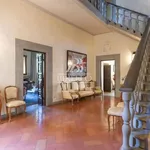 Rent 8 bedroom house of 500 m² in Firenze