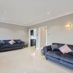 Rent 3 bedroom flat in Essex