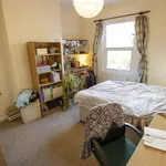 Rent 3 bedroom flat in West Midlands