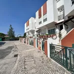 Rent 3 bedroom house of 250 m² in Almada