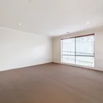 Rent 3 bedroom house in Golden Square