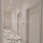 Rent 4 bedroom apartment of 126 m² in Alezio