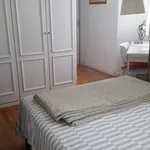 Alquilo 3 dormitorio casa de 120 m² en Madrid