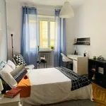 Rent a room in turin