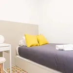 Rent a room of 211 m² in Barcelona