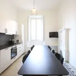 Rent a room in milan