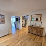 Rent 6 bedroom house in Scotland