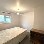 Rent 3 bedroom flat in South West England