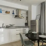 Rent 1 bedroom apartment of 592 m² in Málaga