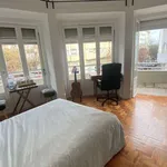 Rent a room in lisbon