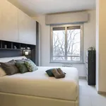 Rent 1 bedroom apartment of 65 m² in milan