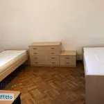 Rent 2 bedroom apartment of 50 m² in Milan