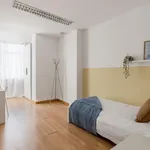 Rent 12 bedroom apartment in Lisbon