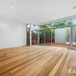 Rent 4 bedroom house in Port Melbourne