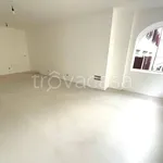 Rent 3 bedroom apartment of 85 m² in Bolzano