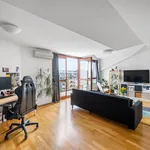 Pronajměte si 2 ložnic/e byt o rozloze 76 m² v Prague