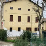 Affitto 2 camera appartamento di 75 m² in Modena