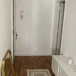 Rent a room of 60 m² in Lisbon