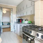 Rent a room in lisbon