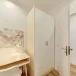 Rent a room of 89 m² in Barcelona