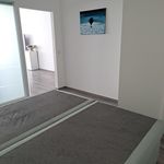 Miete 1 Schlafzimmer wohnung von 764 m² in Leverkusen