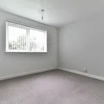 Rent 2 bedroom flat in Cottingham