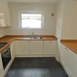 Rent 3 bedroom flat in Elmbridge