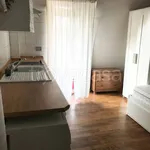 Rent 1 bedroom apartment of 32 m² in Milano