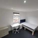 Rent 4 bedroom apartment in West Midlands