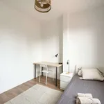 Rent a room of 120 m² in Barcelona