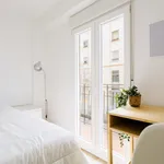 Rent 4 bedroom apartment in Valencia