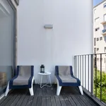 Rent 1 bedroom apartment of 35 m² in Porto