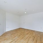 Rent 3 bedroom flat in West Midlands