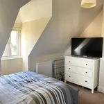 Rent 3 bedroom house in Surrey