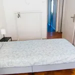 Rent 3 bedroom apartment in Lisbon